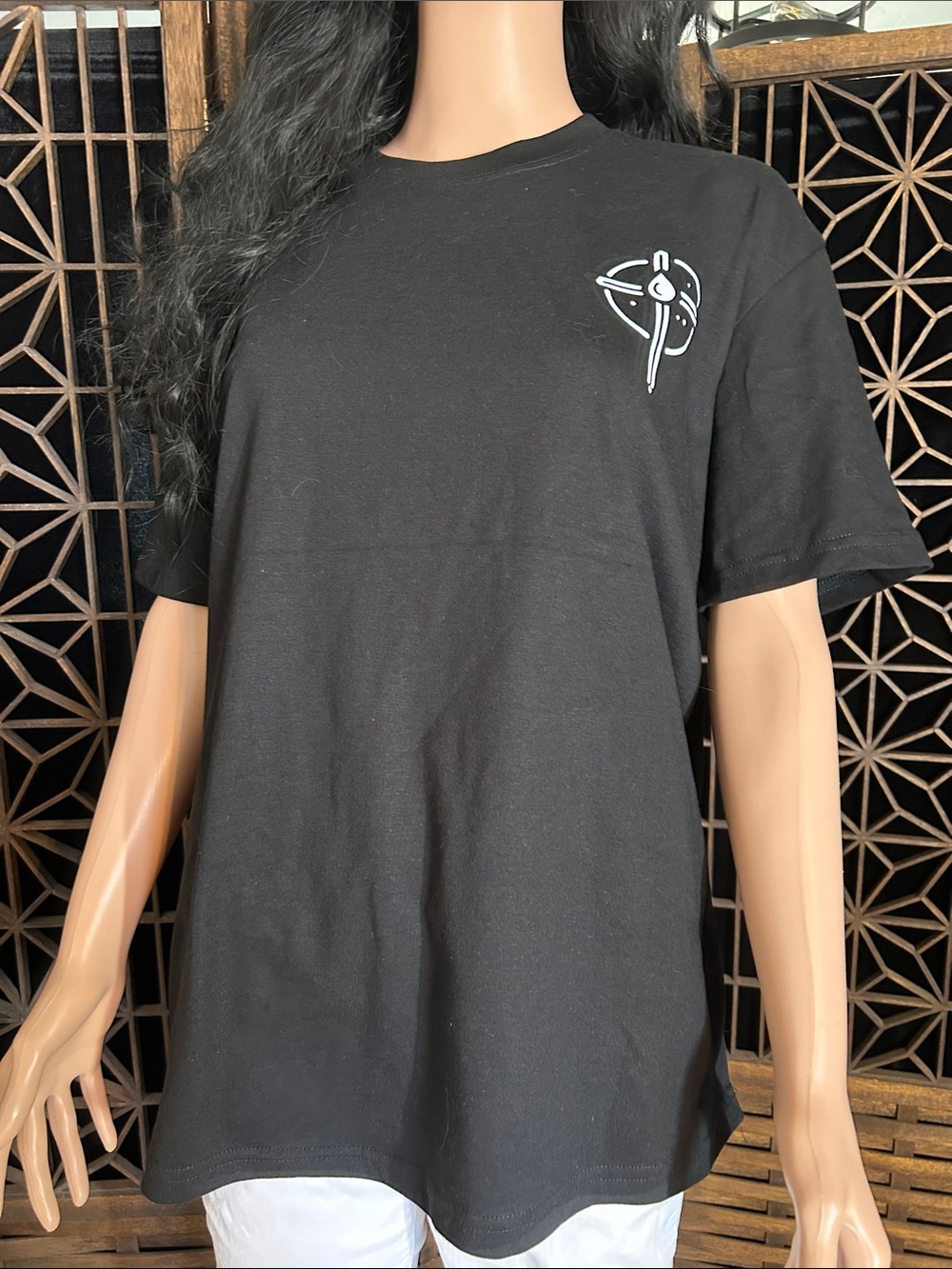NWT CHRISTIAN BLACK GRAPHIC TSHIRTS S
